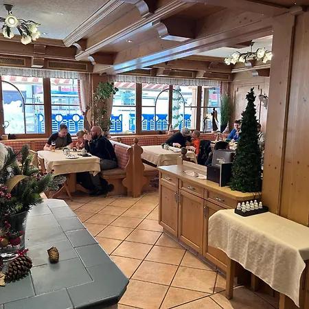 320 Kunners Oostenrijk 3*