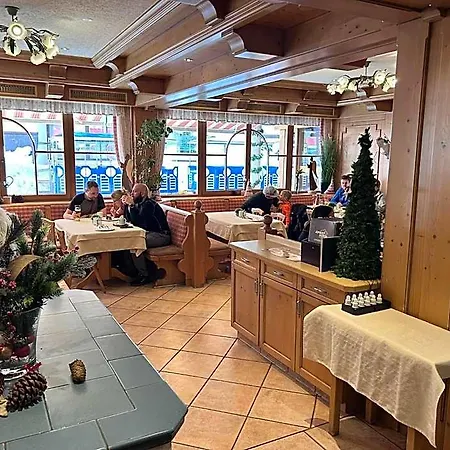 320 Kunners Oostenrijk 4*